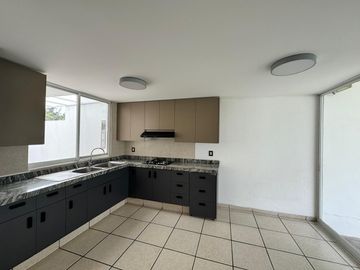 HERMOSA CASA EN VENTA EN GRAN JARDIN LEON, GTO