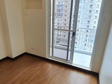 10% DP PROMO Verdon Parc Condo in Davao near SM City Davao