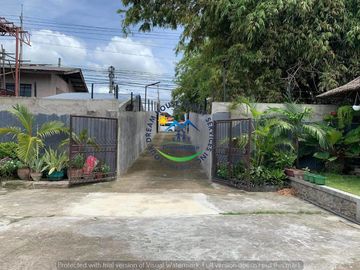 2 STOREY HOUSE & LOT FOR SALE