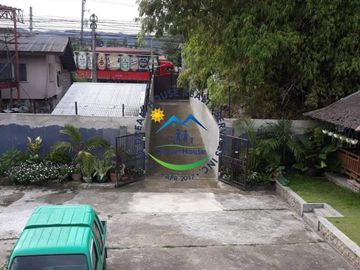 2 STOREY HOUSE & LOT FOR SALE