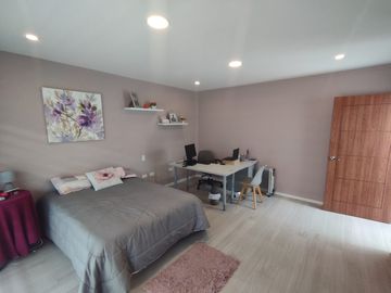 Hermosa casa Moderna tipo Minimalista en el Valle de los Chillos