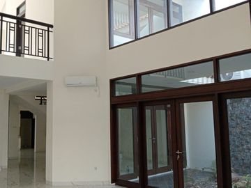 Rumah Bagus Terawat Siap Huni Di Menteng Jakarta Pusat