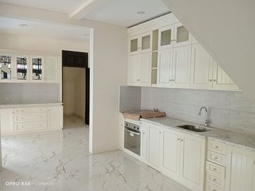 Rumah Bagus Terawat Siap Huni Di Menteng Jakarta Pusat