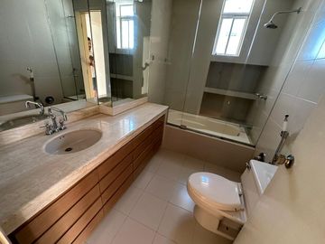 Apartamento para remodelar en venta en barranquilla. Parque Rosado