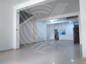 ADQUIERE TU CASITA YA!... SE VENDE CASA CON LOCAL PARA NEGOCIO EN ALAMEDA DE ÑAÑA
