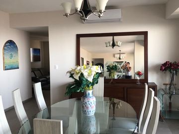 Bonito departamento en plaza Averanda