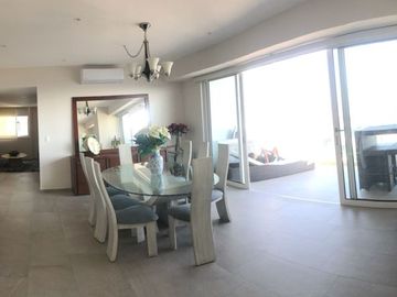 Bonito departamento en plaza Averanda
