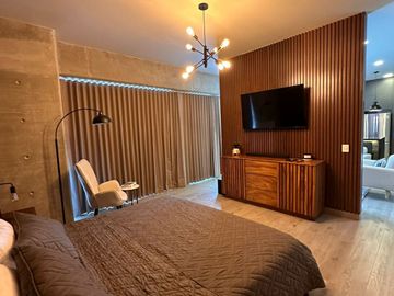 Nuevo y moderno departamento totalmente amueblado y equipado en Parkview