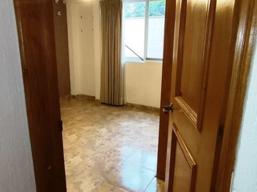 Departamento en PB, 149 m2, 2 albercas, jardines, palapa, Fraccionamiento   Junto al Rio Temixco, Mor.