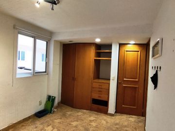 Departamento en PB, 149 m2, 2 albercas, jardines, palapa, Fraccionamiento   Junto al Rio Temixco, Mor.