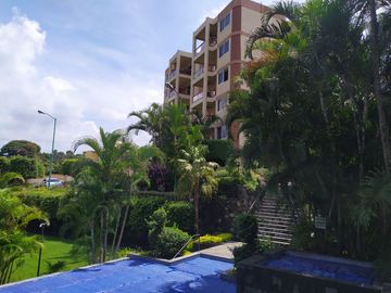 Departamento en PB, 149 m2, 2 albercas, jardines, palapa, Fraccionamiento   Junto al Rio Temixco, Mor.