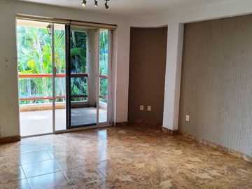 Departamento en PB, 149 m2, 2 albercas, jardines, palapa, Fraccionamiento   Junto al Rio Temixco, Mor.