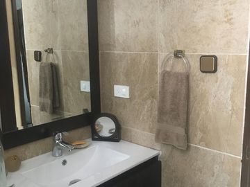 CASA DE VENTA EN EL BOSQUE: UBICACIÓN ESTRATÉGICA, PARA USO COMERCIAL O RESIDENCIAL 340 M2, $350.000