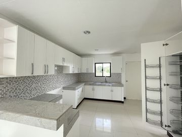 Spacious 4-Bedroom Single Detached House and Lot for Sale at The Park Place Village in Imus, Cavite
