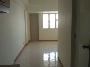 CITYLAND: Grand Central Residences (1-BEDROOM unit in Shaw Mandaluyong)