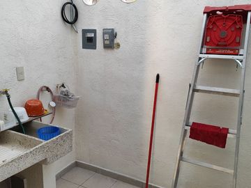 Casa de 2 recamaras con alberca en el Fraccionamiento Las Palmas, Xochitepec, Mor.