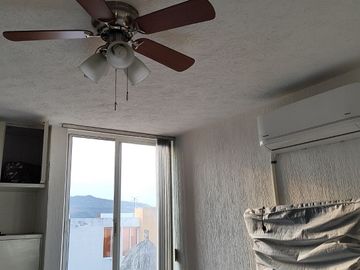 Casa de 2 recamaras con alberca en el Fraccionamiento Las Palmas, Xochitepec, Mor.