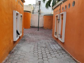Casa de 2 recamaras con alberca en el Fraccionamiento Las Palmas, Xochitepec, Mor.