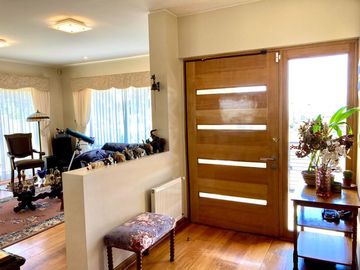 I. Holzapfel #639. Amplia Casa 4D4B en Lomas de Montemar