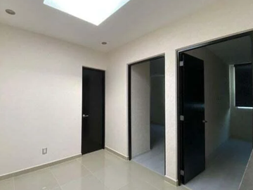 Se vende casa en: CTO. LAS FLORES  FRACC. LA GLORIA  TUXTLA GUTIÉRREZ, CHIAPAS