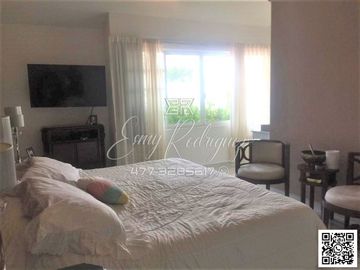 CASA EN VENTA en ARBDE, León,Gto; IDEAL PARA OFICINAS-CONSULTORIO O CASA, 3 REC, 5 AUTOS