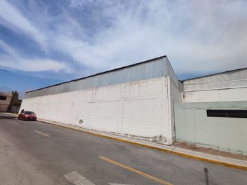EN VENTA TERRENO IDEAL PARA PROYECTO INMOBILIARIO  DOBLE FACHADA.