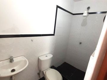 VENDO DEPARTAMENTO EN PRIMER PISO – URB. LA CAPILLA – LA MOLINA