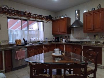 EN VENTA CASA CON 3 RECAMRAS UNA EN PLANTA BAJA, EN EL CLUB DE GOLF VILLA RICA, EN LA RIVIERA VERACRUZANA