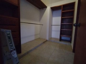 EN VENTA CASA CON 3 RECAMRAS UNA EN PLANTA BAJA, EN EL CLUB DE GOLF VILLA RICA, EN LA RIVIERA VERACRUZANA