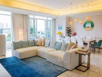 FOR RENT LUXURY APARTMENT BOTANICA 3 BEDROOM FULLY FURNISHED 225 sqm