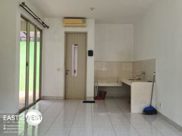 Dijual Rumah Cluster Naturale Foresta BSD City Tangerang Bagus Nyaman Lokasi Hijau Asri Strategis