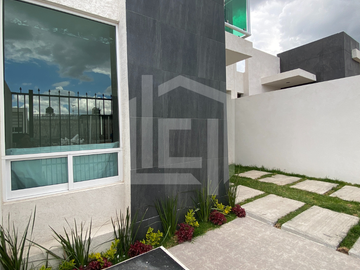 ▪️Casa en venta de estilo contemporáneo de 3 recámaras, en PRIVADAS SAN CRISTOBAL, (Mineral de la Reforma, Hgo.)