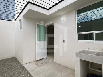 ▪️Casa en venta de estilo contemporáneo de 3 recámaras, en PRIVADAS SAN CRISTOBAL, (Mineral de la Reforma, Hgo.)