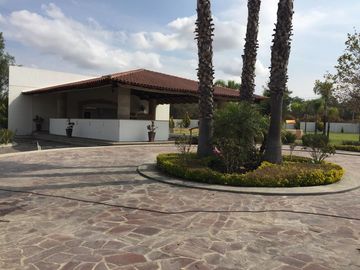QUINTA CAMPESTRE EN VENTA EN LA HUARACHA