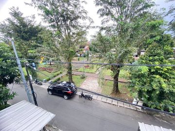 Rumah Dijual di Komplek DKI Joglo Dekat Universitas Mercu Buana