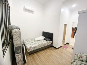 Rumah Dijual di Komplek DKI Joglo Dekat Universitas Mercu Buana