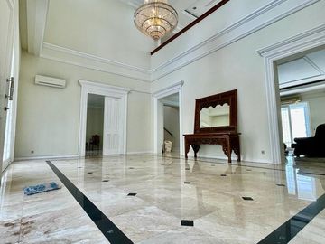 Luxury House di Jalan Utama Pondok Indah Jaksel 12355-AT 0811111----
