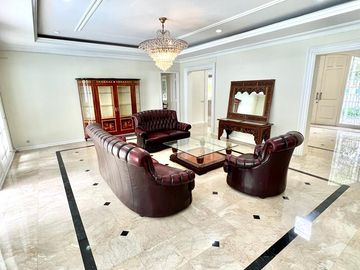 Luxury House di Jalan Utama Pondok Indah Jaksel 12355-AT 0811111----