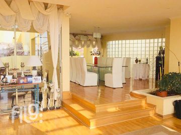 VENDO CASA SECTOR SUR ANTOFAGASTA 6 DORM. 4 BAÑOS. ESTAC.