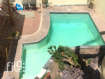 VENDO CASA SECTOR SUR ANTOFAGASTA 6 DORM. 4 BAÑOS. ESTAC.