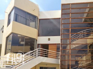VENDO CASA SECTOR SUR ANTOFAGASTA 6 DORM. 4 BAÑOS. ESTAC.