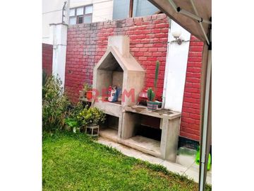 Hermosa Casa De 03 Pisos Ideal Para Vivir, Cerca A Upc, Esan, Alamos, Colegios, Centros Comerciales