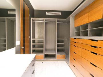 Exclusivo Proyecto en Venta Cumbres 2do. Sector. Completamente equipada