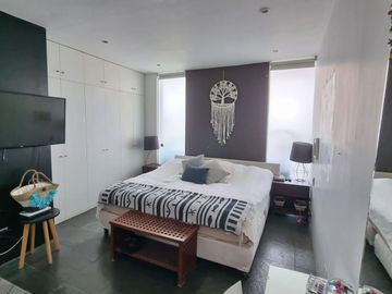 PENTHOUSE DUPLEX EN VENTA EN MIRAFLORES CON SALIDA A PARQUE PRIVADO