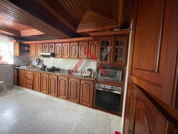SE VENDE CASA DE DOS PISOS BARRIO VENECIA, SINCELEJO