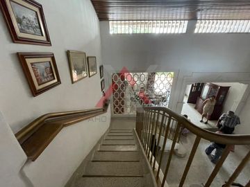 SE VENDE CASA DE DOS PISOS BARRIO VENECIA, SINCELEJO