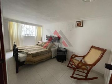 SE VENDE CASA DE DOS PISOS BARRIO VENECIA, SINCELEJO