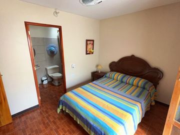 VILLAMIL PLAYAS VENDO CASA EN URBANIZACION CON SALIDA AL MAR
