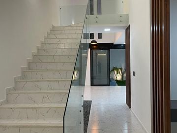 Increíble Casa NUEVA con Alberca y 4 Rec. en Condominio con Seguridad 24/7 en Cuernavaca