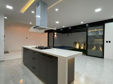 Increíble Casa NUEVA con Alberca y 4 Rec. en Condominio con Seguridad 24/7 en Cuernavaca
